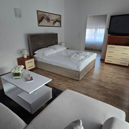 Motel Za Miedza Bralin Екстер'єр фото