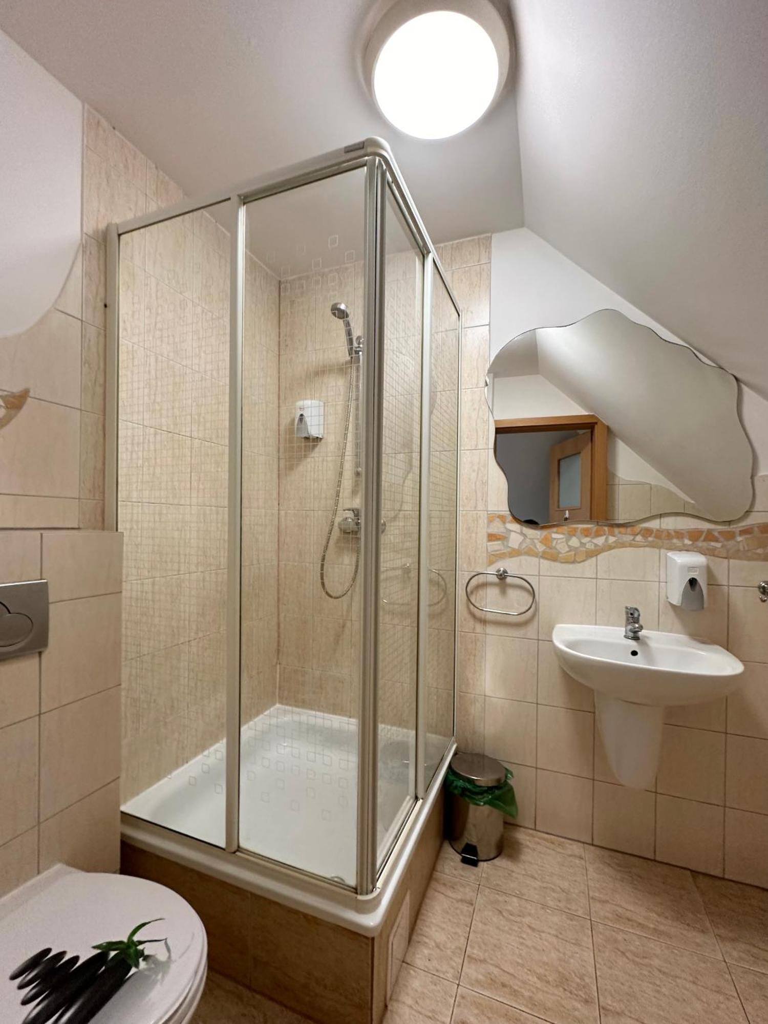 Motel Za Miedza Bralin Екстер'єр фото
