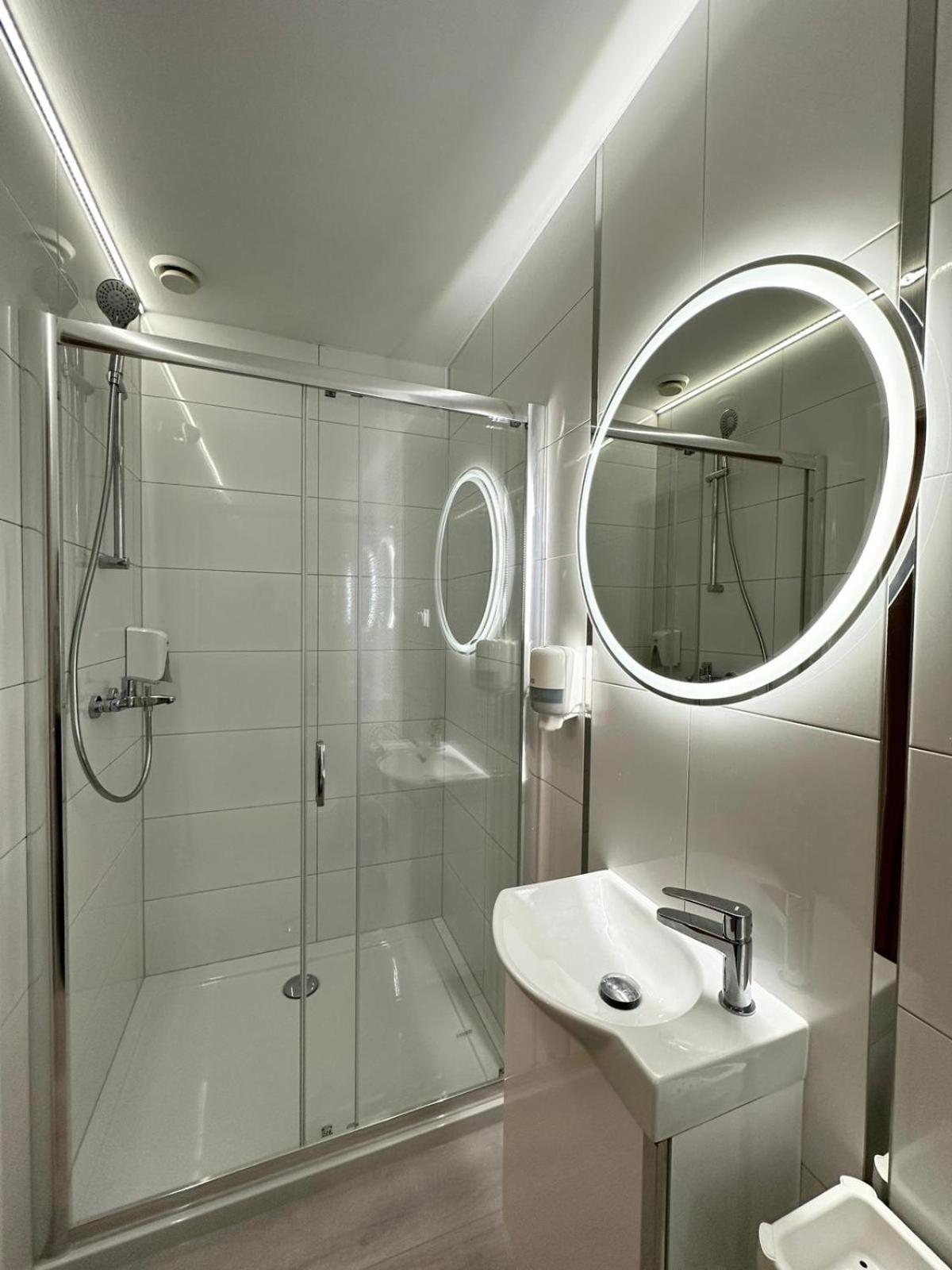 Motel Za Miedza Bralin Екстер'єр фото