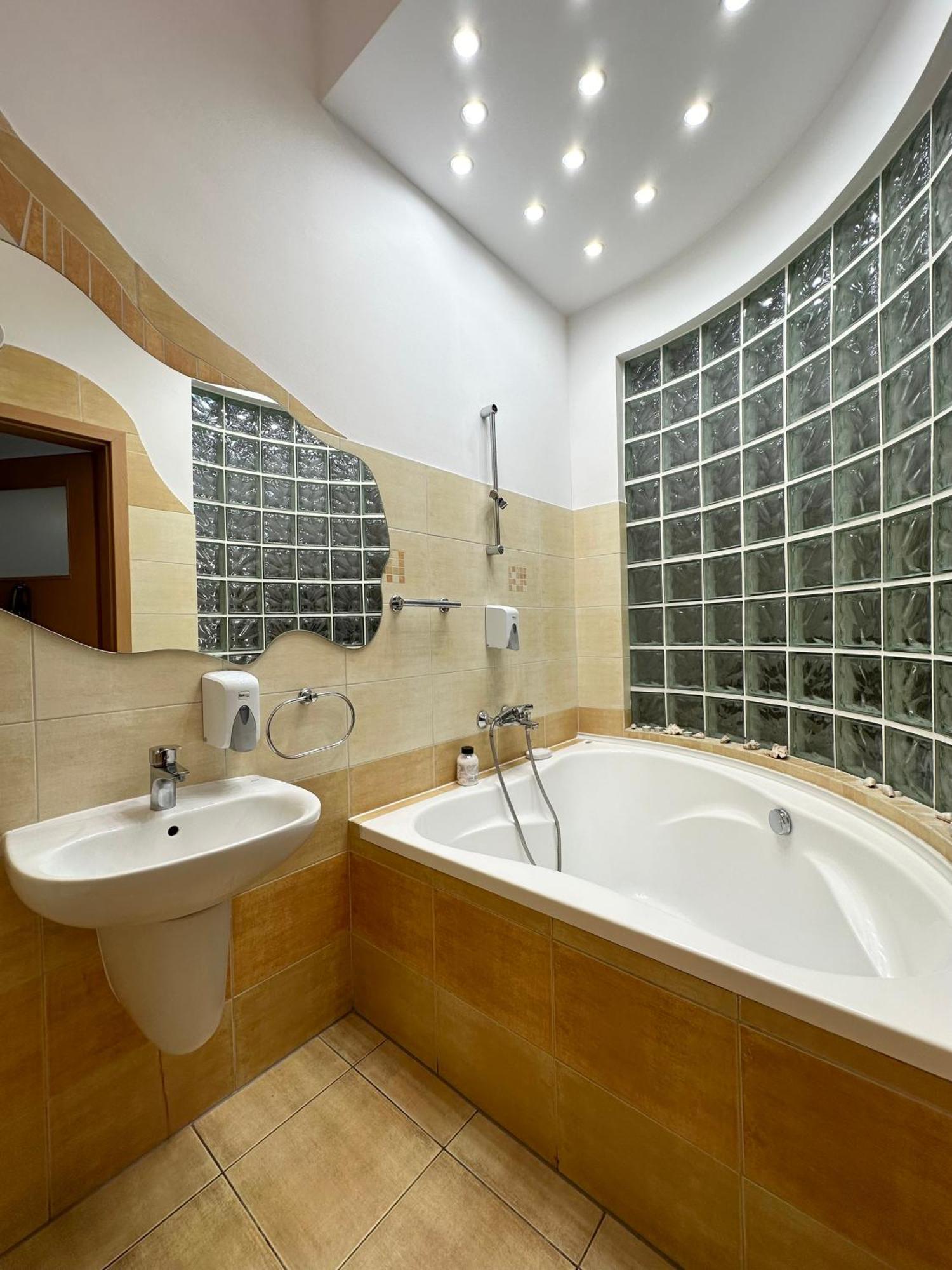 Motel Za Miedza Bralin Екстер'єр фото