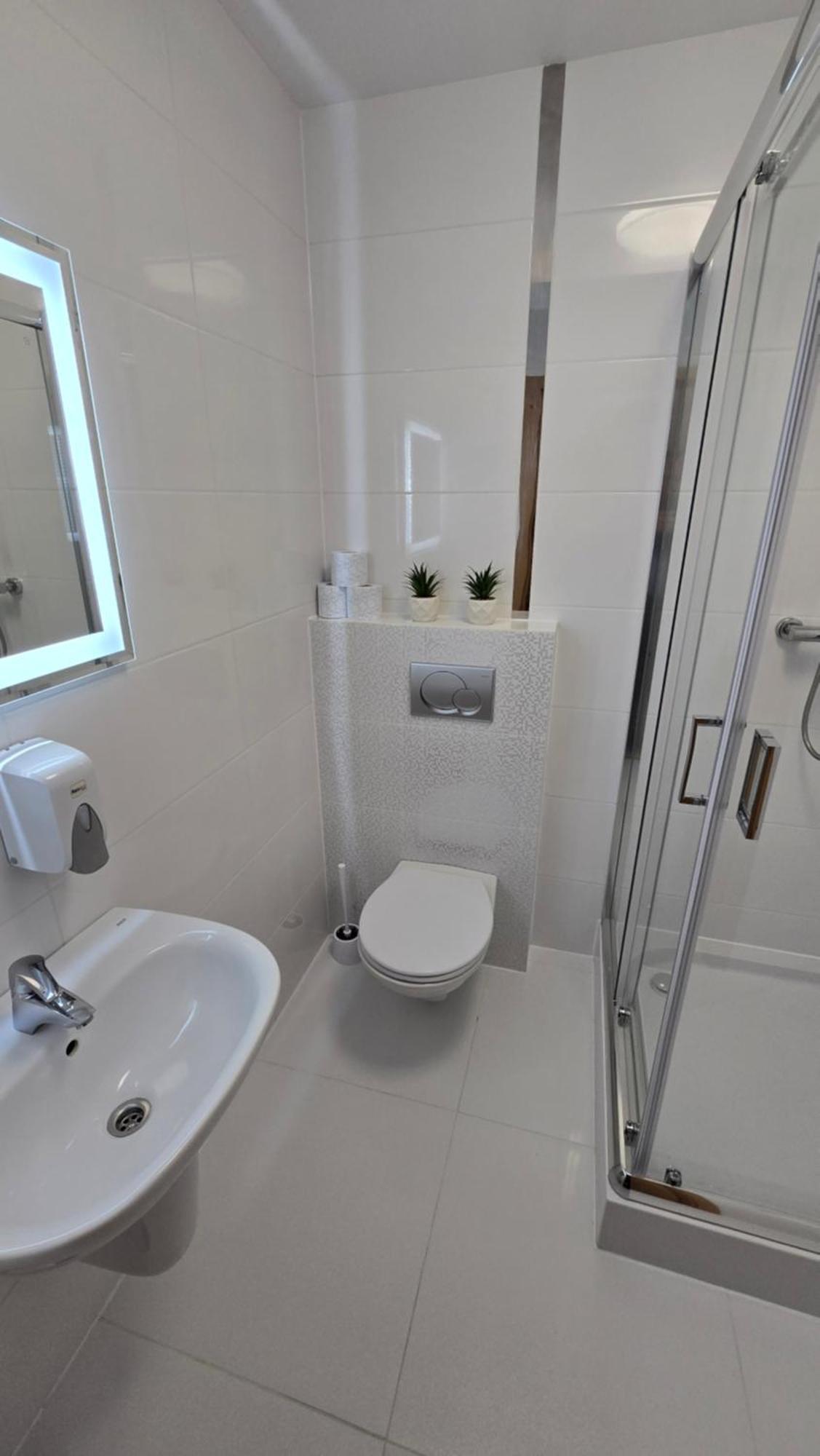 Motel Za Miedza Bralin Екстер'єр фото
