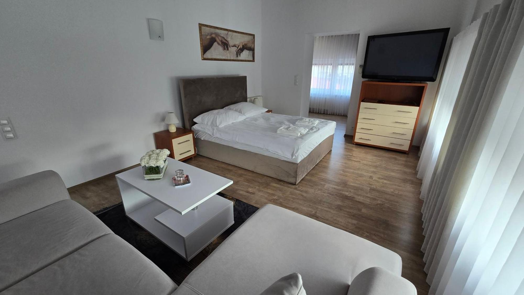 Motel Za Miedza Bralin Екстер'єр фото
