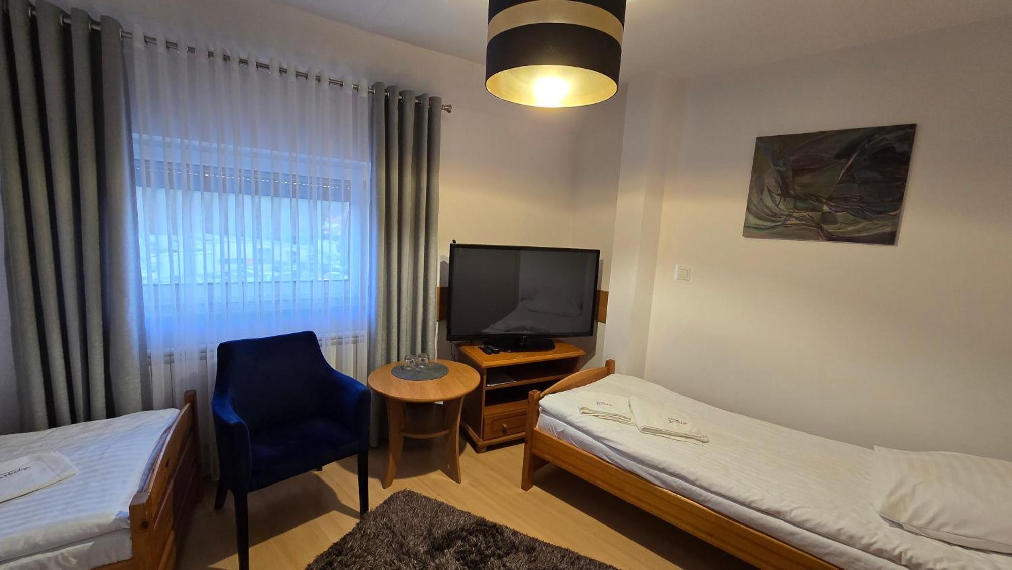 Motel Za Miedza Bralin Екстер'єр фото