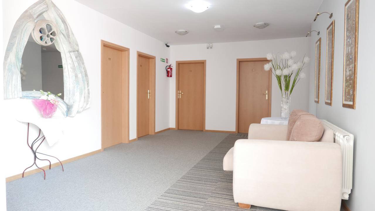 Motel Za Miedza Bralin Екстер'єр фото